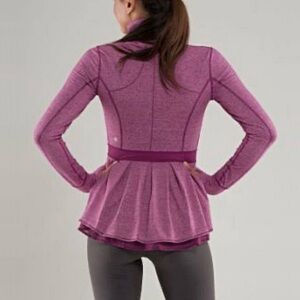 RARE Lululemon Peplum Pleated Riding Jacket Sz 4 In
Heathered Dewberry